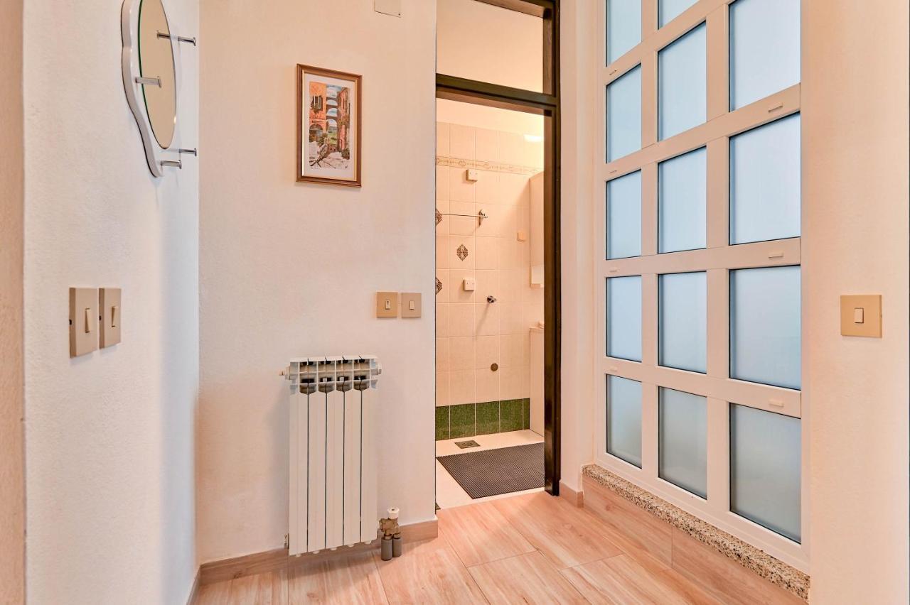 Iby Apartment Pula Exterior photo
